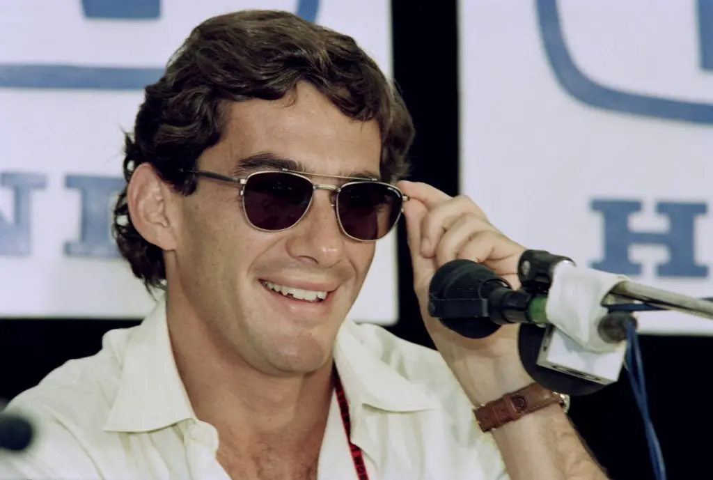 Imagem da notícia: Qual a fortuna de Ayrton Senna e como foi dividido o patrimônio do piloto? Confira