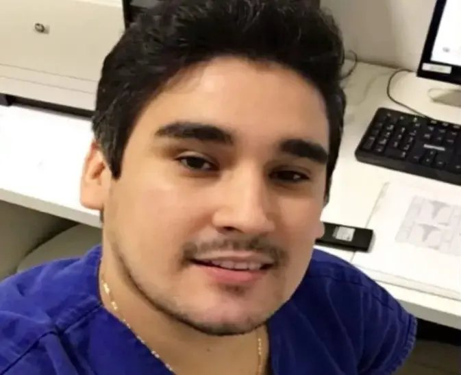 Imagem da notícia: Falso médico que ganhava mais de R$ 40 mil no Ceará é denunciado por três crimes