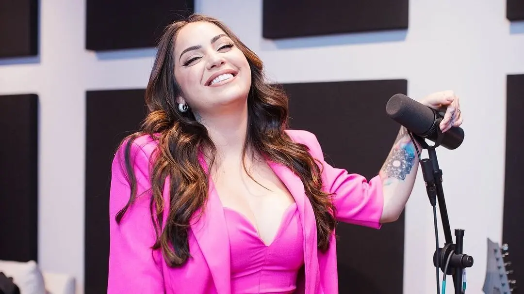 Cantora Raphaela Santos vive em Recife, em Pernambuco