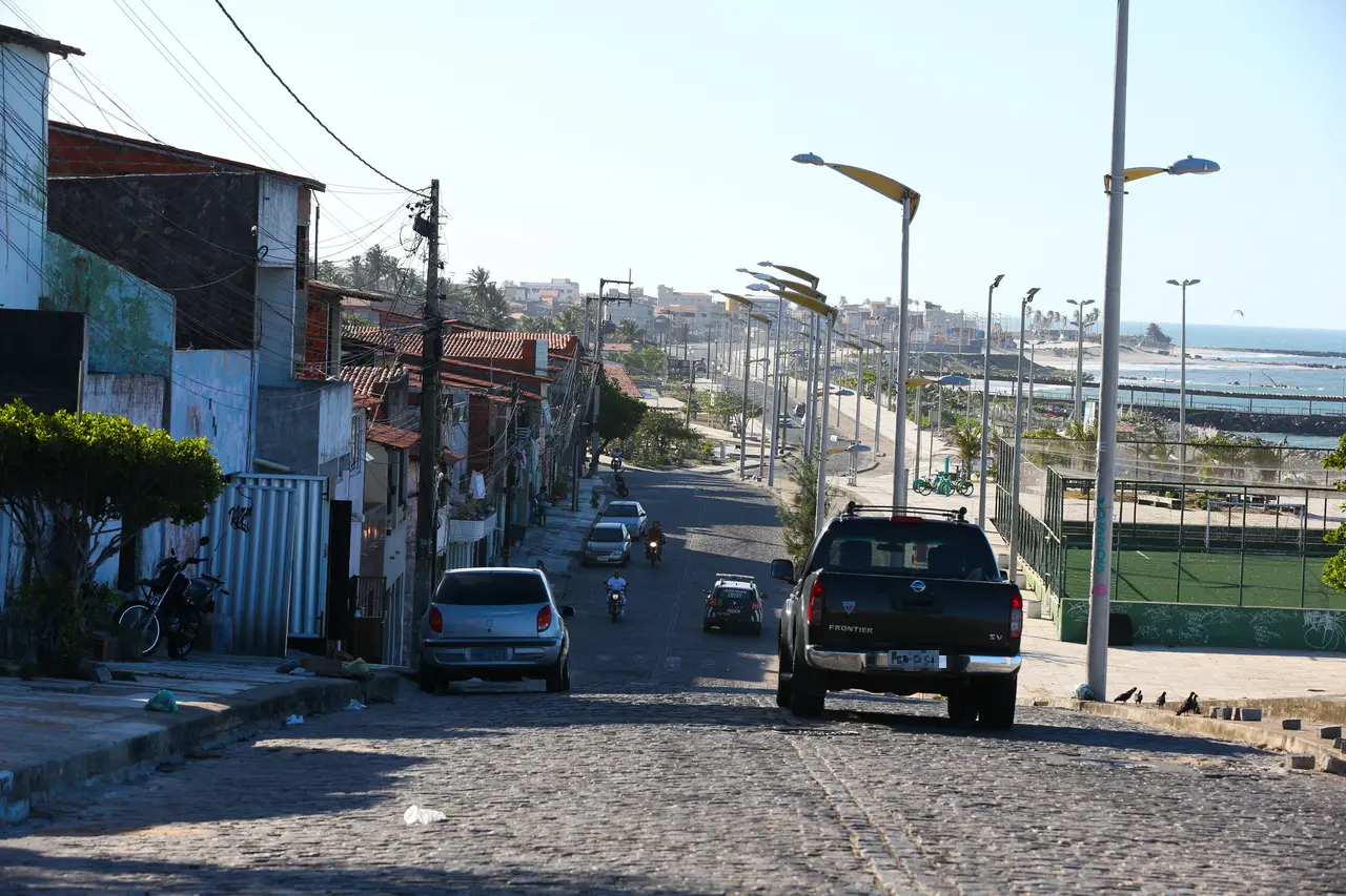 Imagem da notícia: Proporção de pessoas pretas é maior nos bairros de Fortaleza com menor IDH; veja dados por local