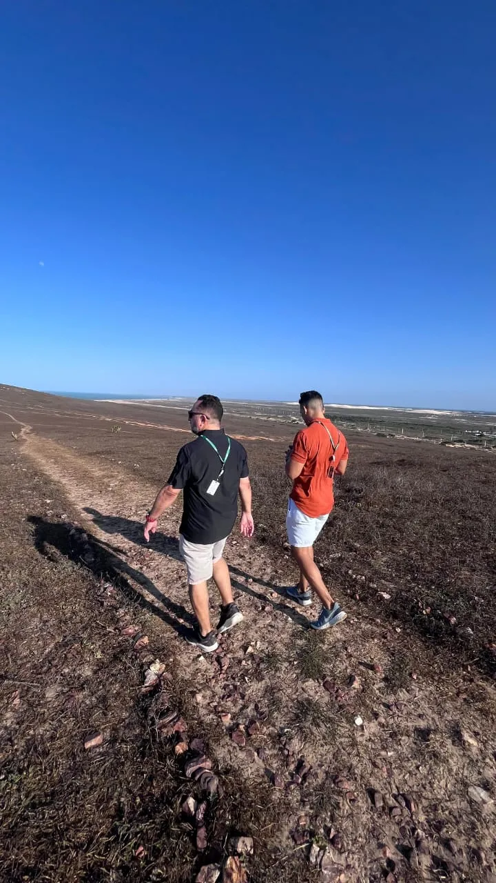 A produção do podcast esteve em Jericoacoara e refez os passos de Gaia Molinari