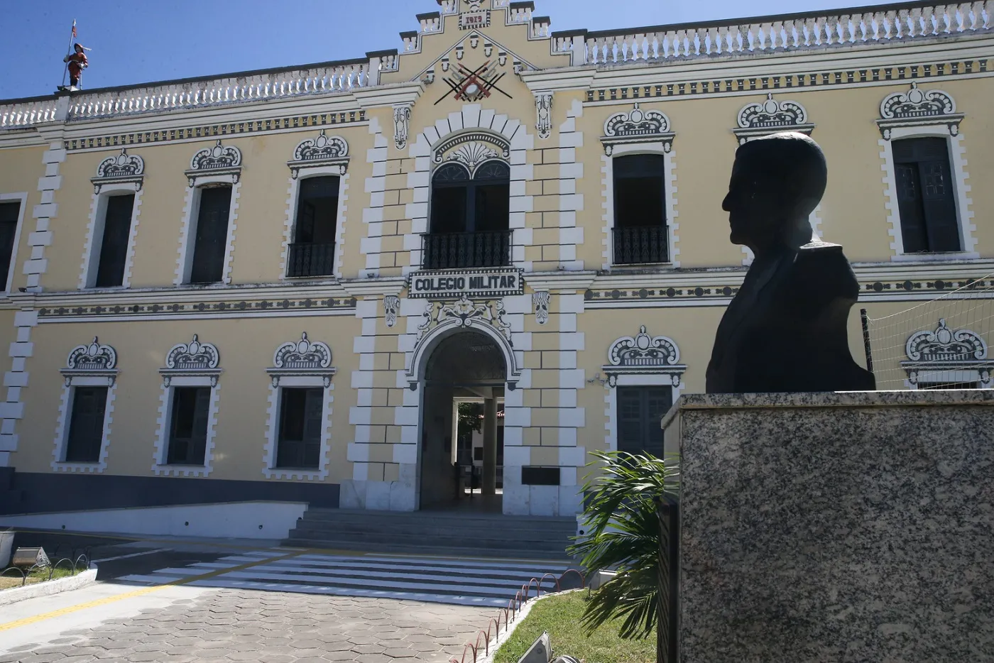 Colégio Militar de Fortaleza (CMF) é vinculado ao Exército Brasileiro e tem admissão por processo seletivo anual