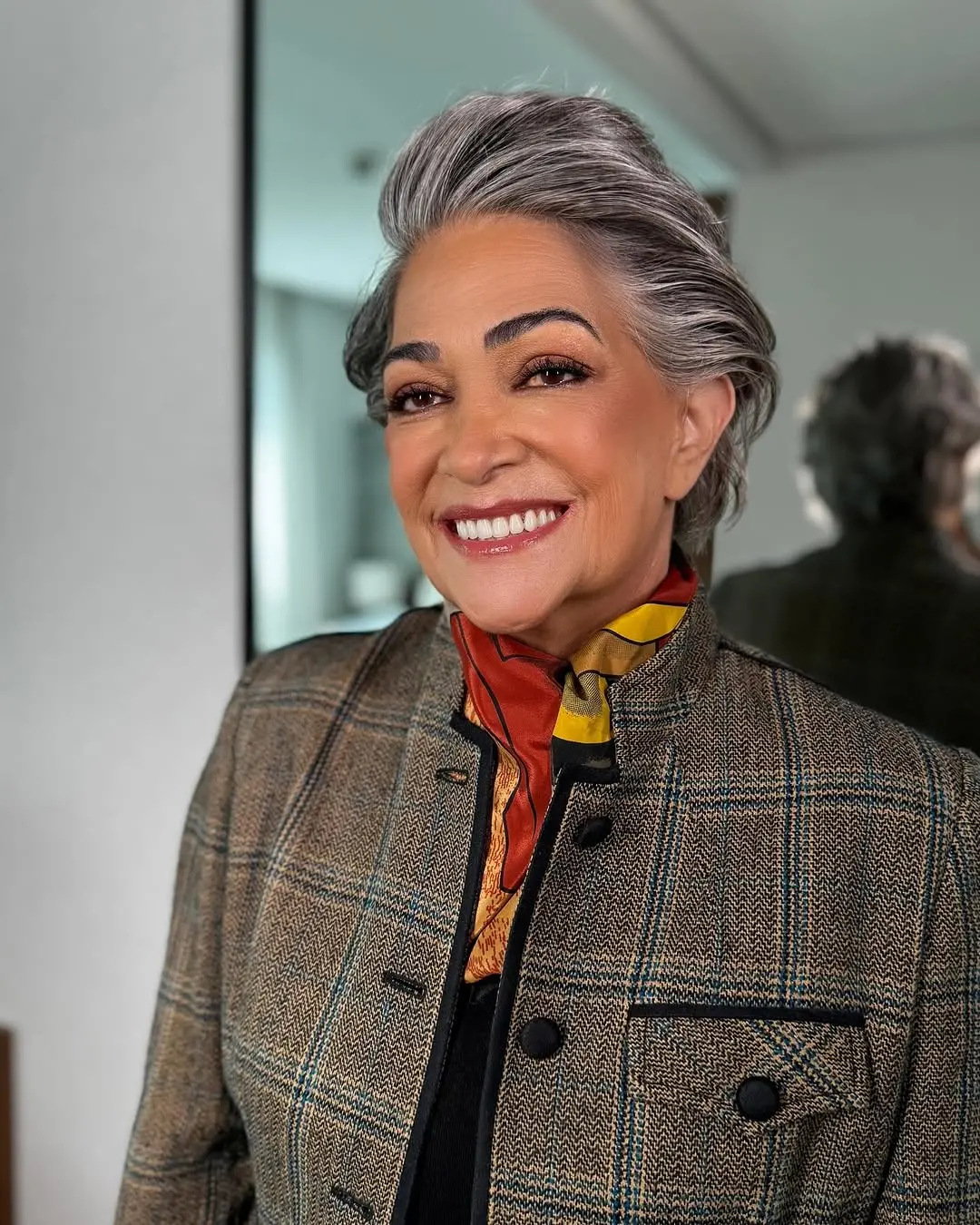 Imagem da notícia: Morre influenciadora Fernanda Britto Protocolo, de dicas de etiqueta, aos 64 anos no RJ