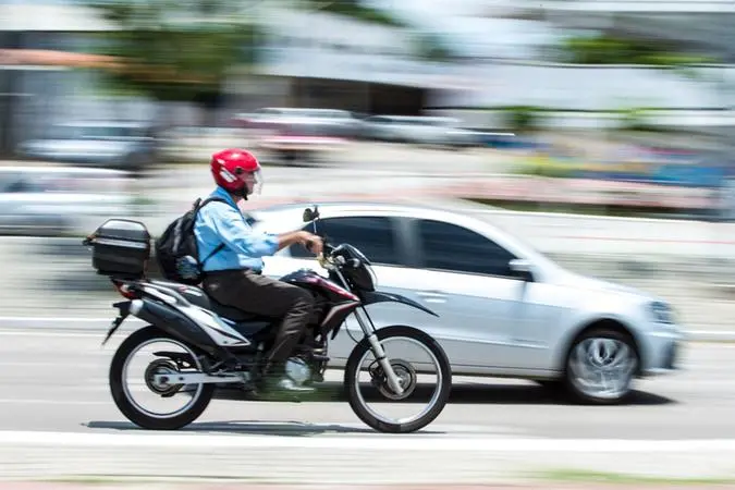 Imagem da notícia: Vendas de motos zero km disparam no Ceará em 2025
