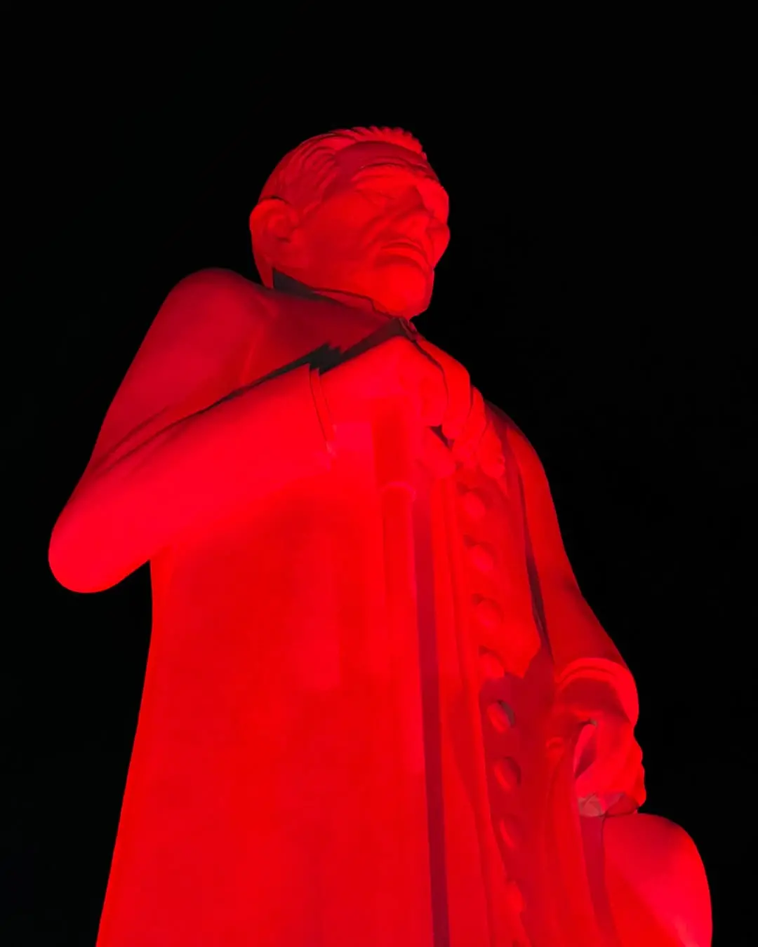 Imagem da notícia: Padim Ciço no Dezembro Vermelho e a fake news de Fernando Collor