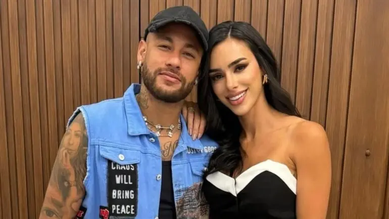 Imagem da notícia: Bruna Biancardi e Neymar anunciam que estão à espera de segunda filha