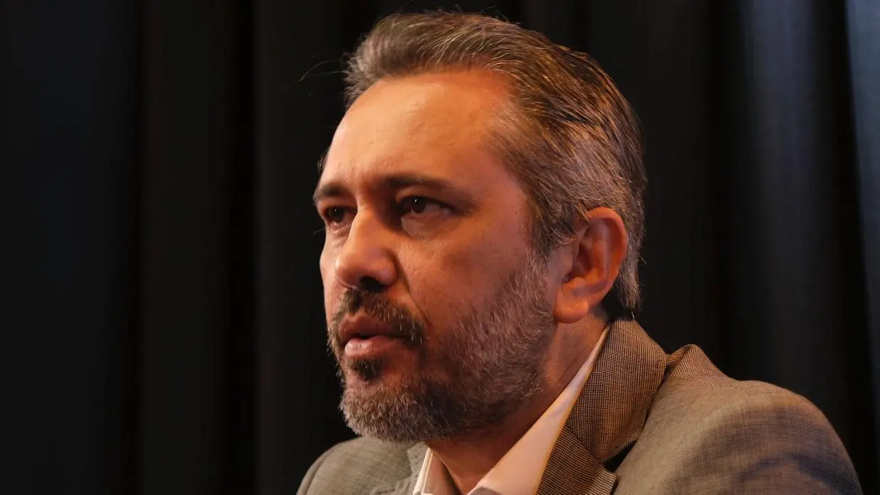 Imagem da notícia: Elmano anuncia mudanças no secretariado e na gestão do Governo; conheça novos membros