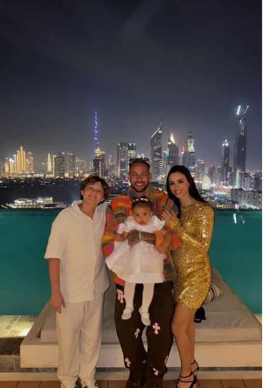 Neymar e família