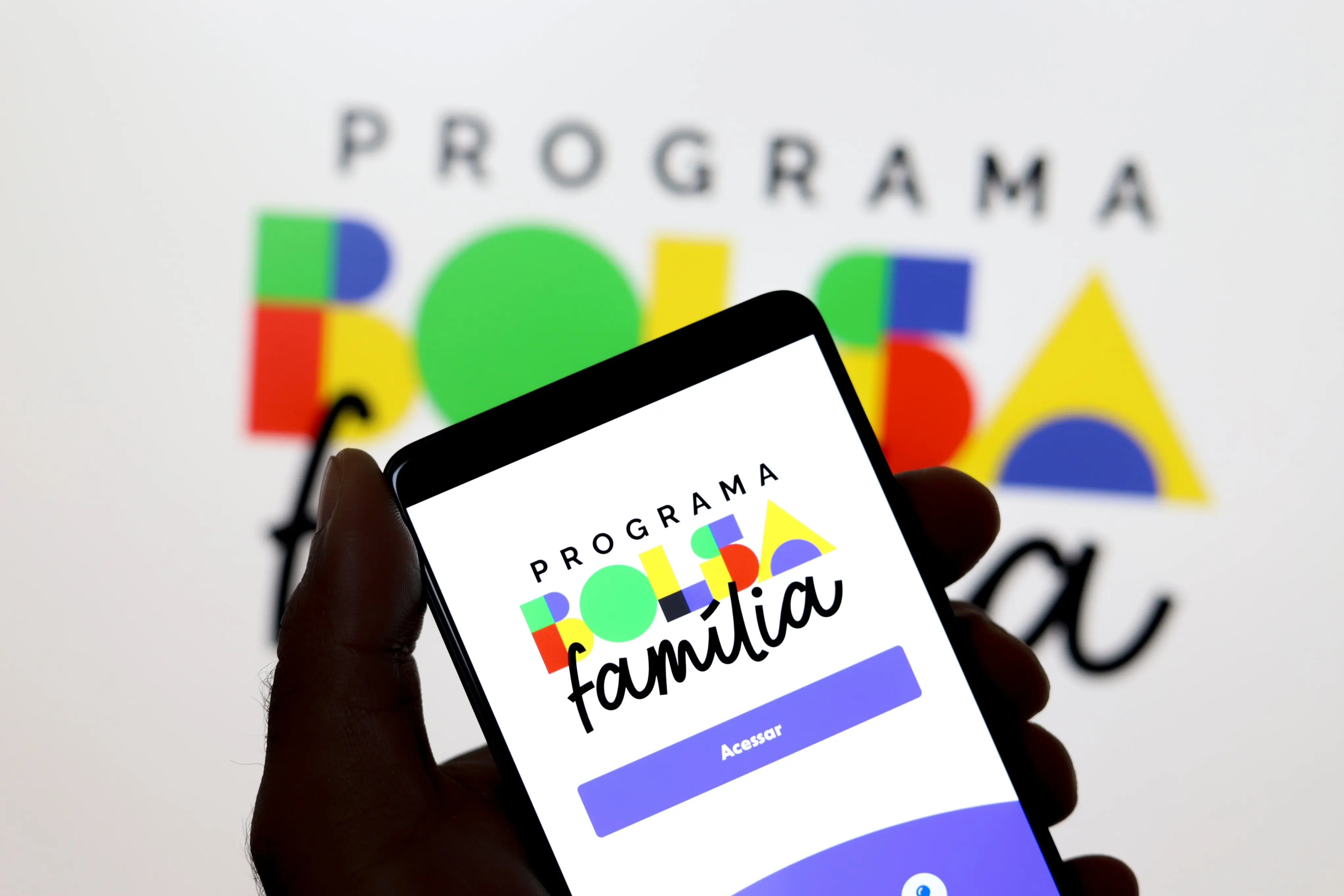 Imagem da notícia: Confira o calendário de pagamento do Bolsa Família do mês de janeiro em 2025