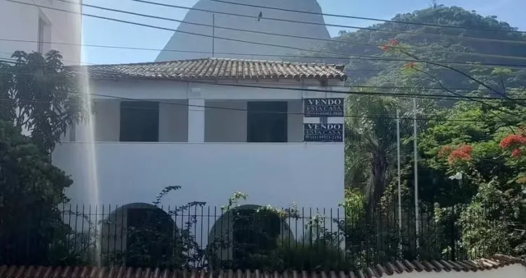 A casa foi envelhecida para a realização das filmagens