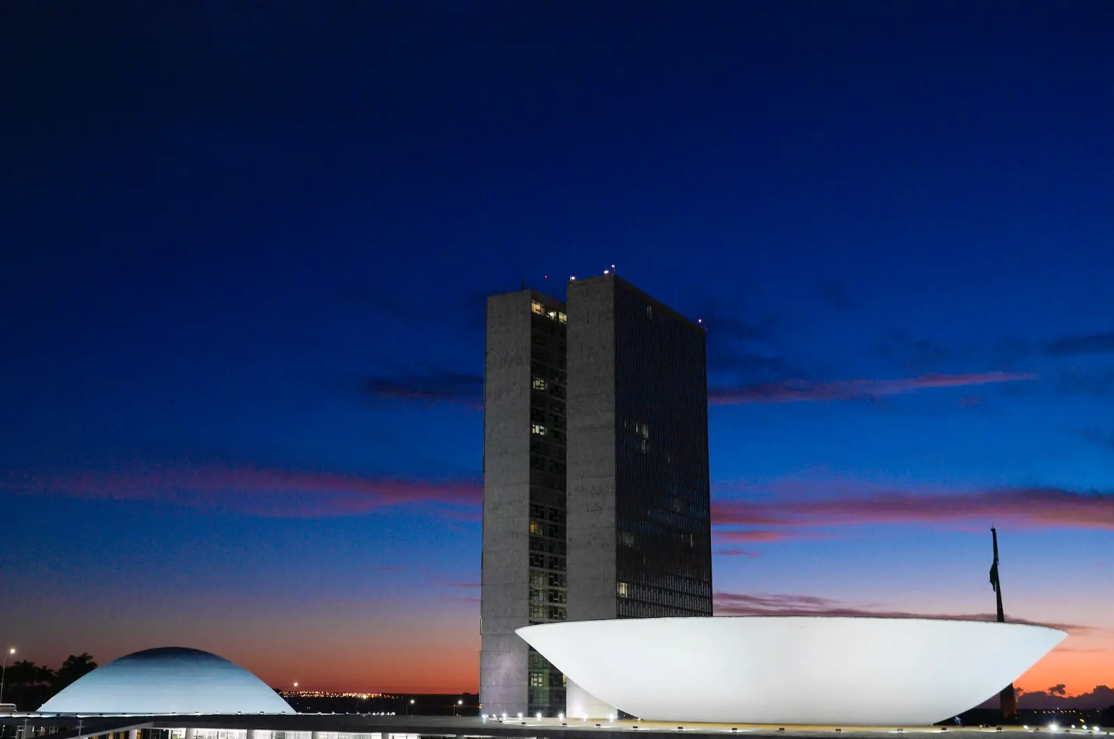 Imagem da notícia: Desde 1985, nordestinos tiveram mais da metade dos mandatos na presidência do Congresso Nacional