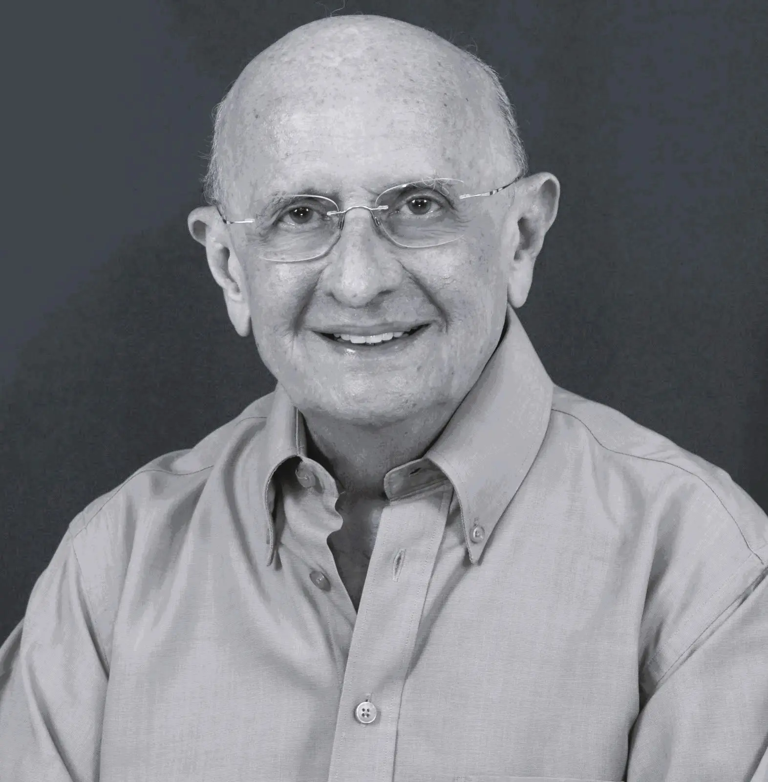 Imagem da notícia: Morre Padre Zé Linhares, ex-deputado federal cearense, aos 94 anos