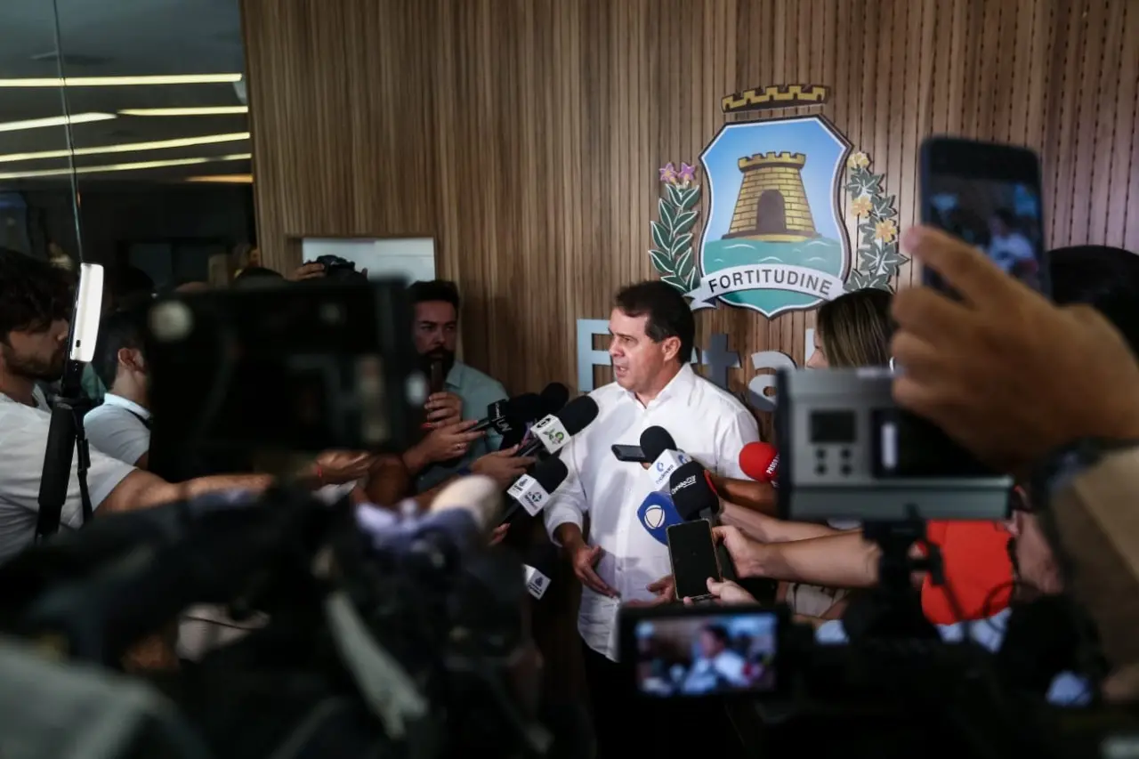 Imagem da notícia: Alegando grande déficit, Evandro Leitão vai anunciar plano de reestruturação da gestão em Fortaleza