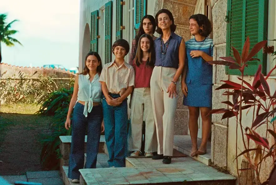 Imagem da notícia: ‘Ainda Estou Aqui’ ganha o principal prêmio do Festival Internacional de Cinema de Palm Springs
