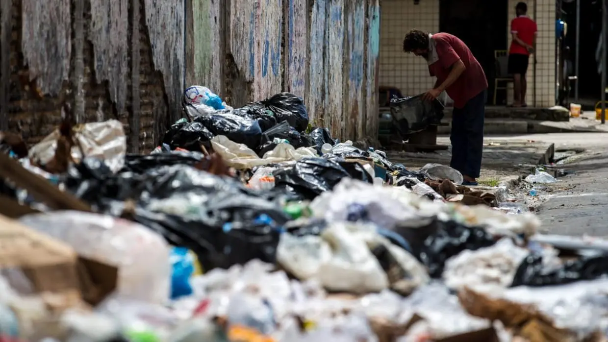 Imagem da notícia: Associação de Resíduos e Meio Ambiente critica extinção da taxa do lixo e diz que vai à Justiça
