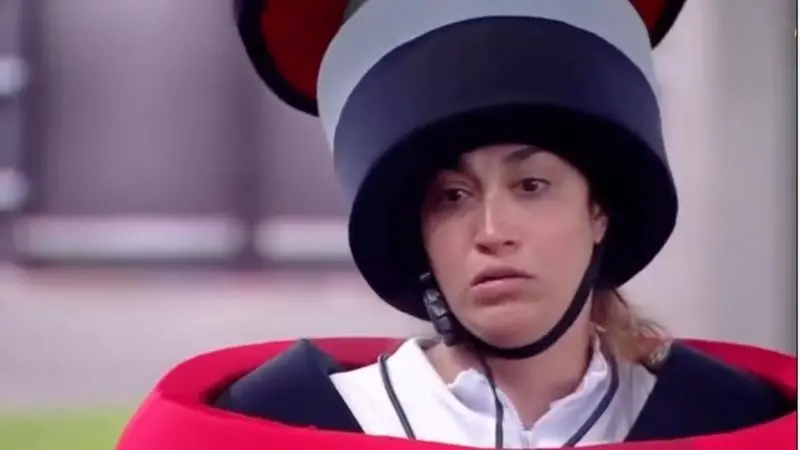 Imagem da notícia: 'Meu telefone nem toca': Daniele Hypólito desabafa no BB25 sobre ser excluída e sentir vergonha do próprio corpo