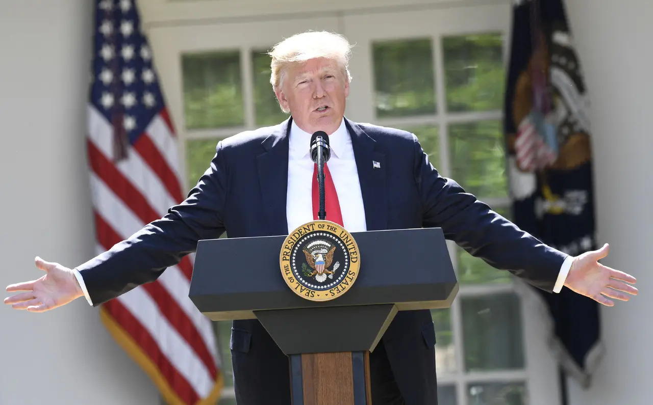 Imagem da notícia: Donald Trump anuncia retirada dos Estados Unidos do Acordo de Paris e da OMS