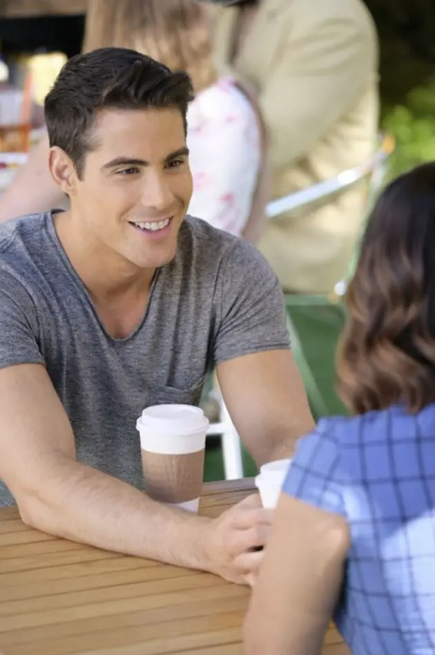 Imagem da notícia: Morre Francisco San Martin, ator de 'Jane the Virgin', aos 39 anos