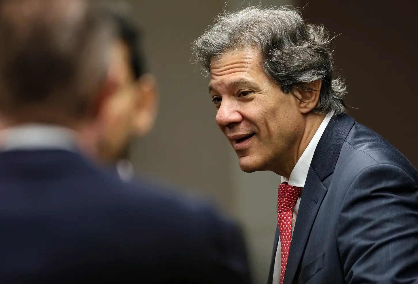 Imagem da notícia: Após decisão do TCU de bloquear recursos do Pé-de-Meia, Haddad garante que programa não será interrompido
