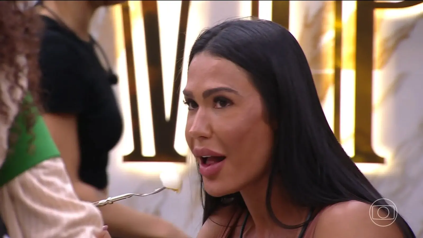 Imagem da notícia: Dieta do ovo à Xepa do BBB 25: especialistas explicam efeitos sofridos por Gracyanne após mudança brusca na alimentação