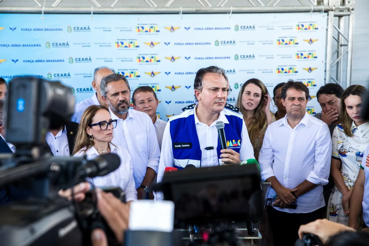 Camilo Santana falou sobre o impasse com pé-de-meia durante evento que lançou nova etapa de obras do ITA no Ceará
