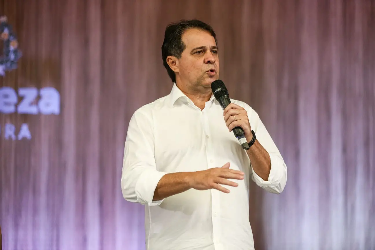 Imagem da notícia: Evandro diz que não descarta prorrogação da contenção orçamentária e prioriza envio de reforma administrativa à CMFor