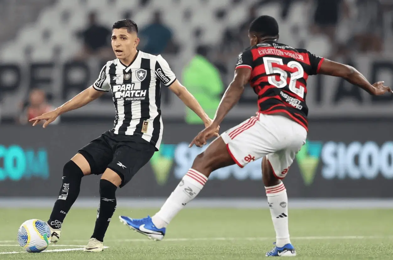 Imagem da notícia: Botafogo x Flamengo: veja onde assistir e as escalações da final da Supercopa