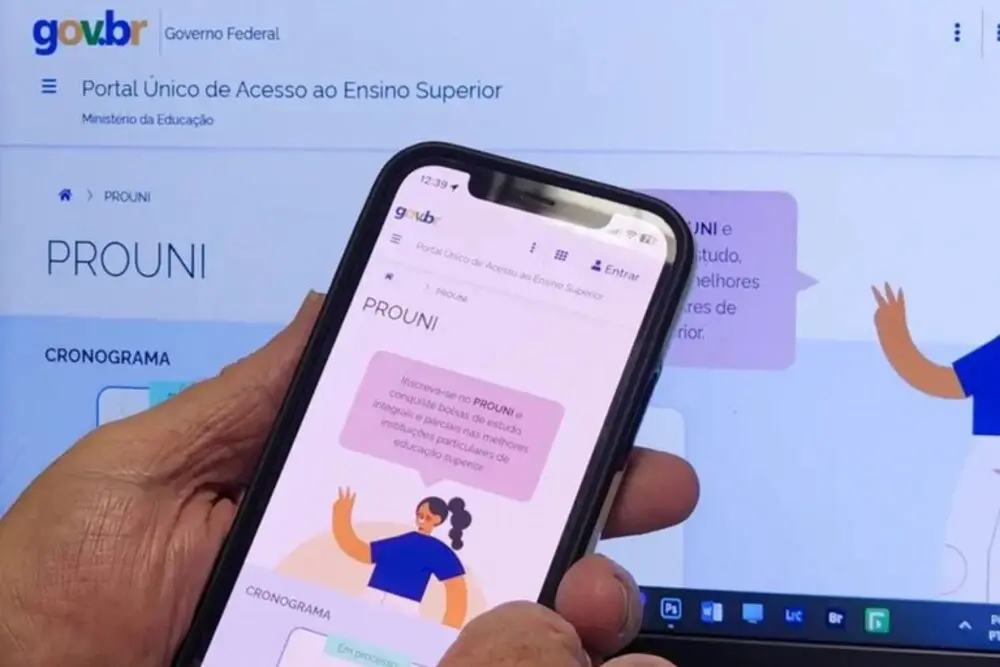 Imagem da notícia: Prouni divulga resultado da 1ª chamada; veja como consultar