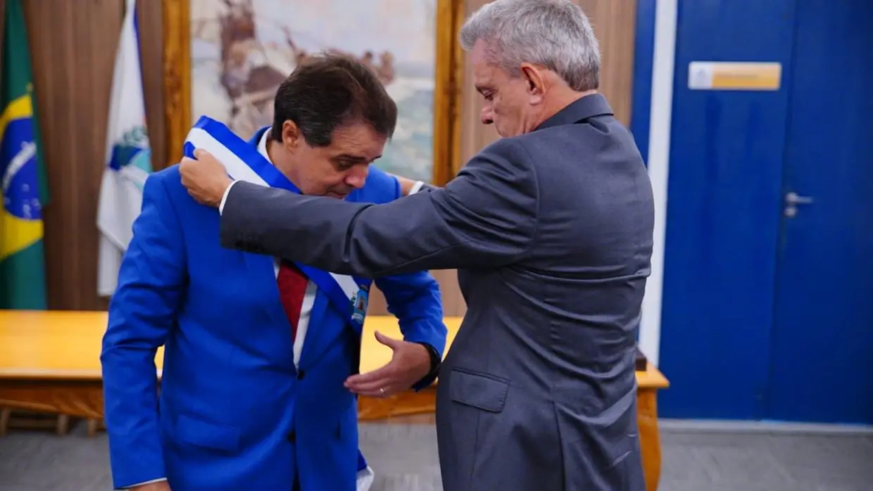 Imagem da notícia: ‘Farpas', dívidas e divergências: relatórios de Sarto e Evandro têm diagnósticos diferentes da Prefeitura de Fortaleza