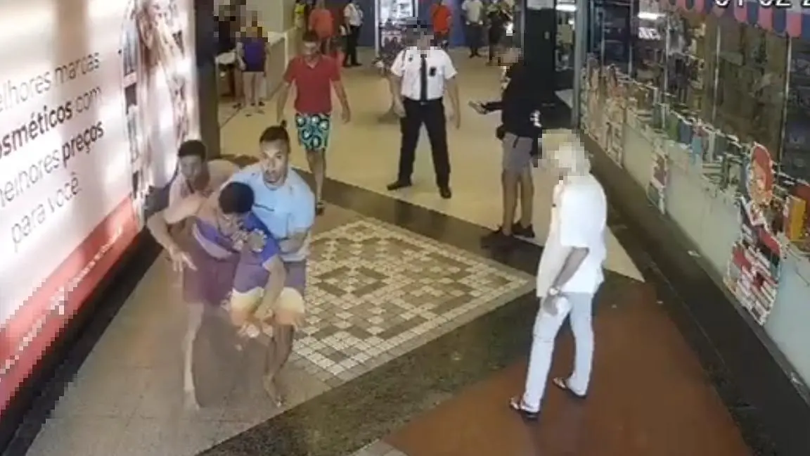 Imagem da notícia: Mais dois suspeitos de assassinar homem retirado à força de shopping em Fortaleza são presos