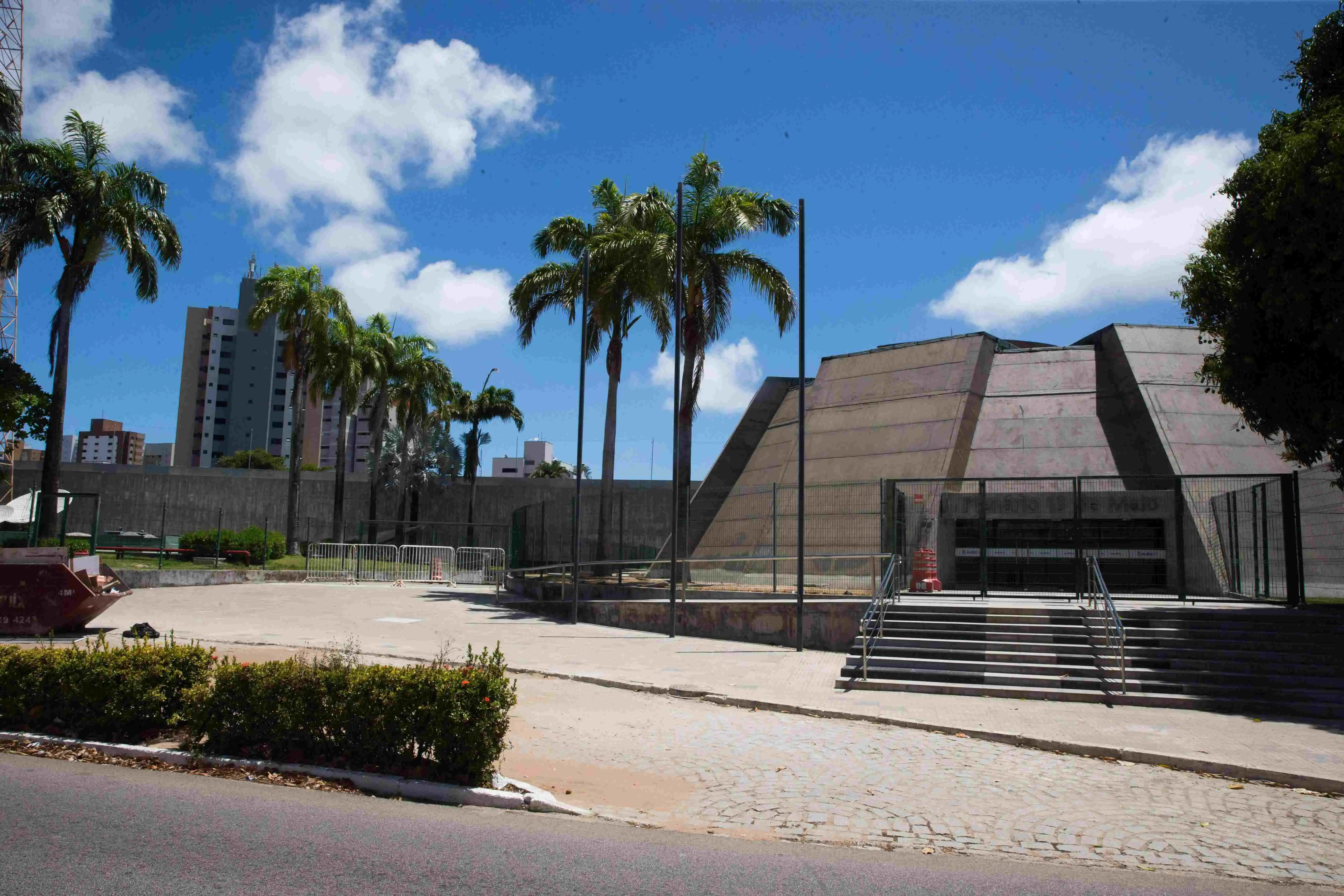 Imagem da notícia: Após liderar prefeitos eleitos em 2024, PSB se prepara para ter maior bancada da Alece em 2025