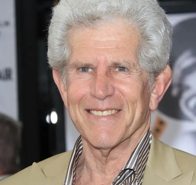 Imagem da notícia: Morre Tony Roberts, astro da Broadway e ator conhecido pelos filmes de Woody Allen