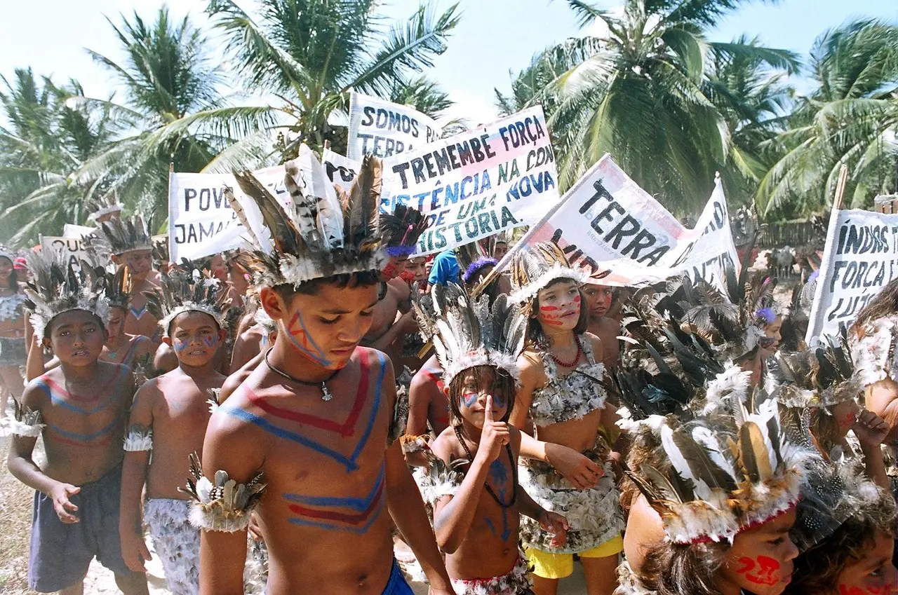 Imagem da notícia: TRF-5 retoma julgamento sobre demarcação da Terra Indígena dos Tremembés de Almofala, no Interior do Ceará