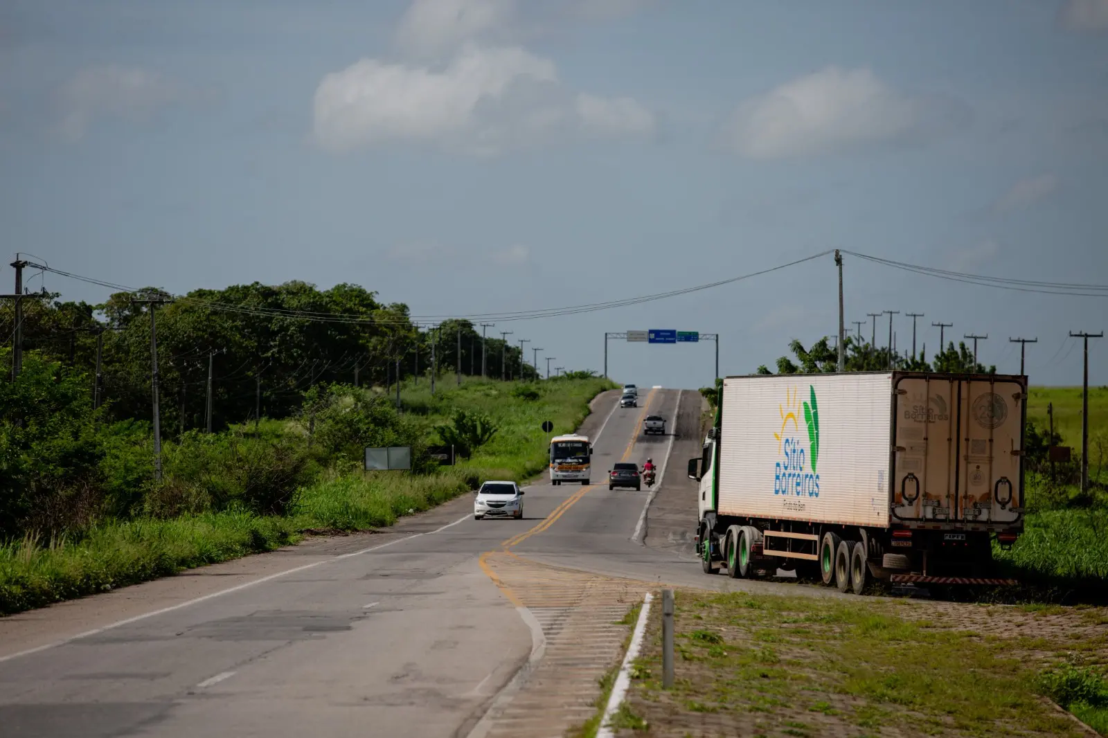 Imagem da notícia: Duplicação da BR-116 até Chorozinho chega a 45% em 2025; conclusão fica para 2028