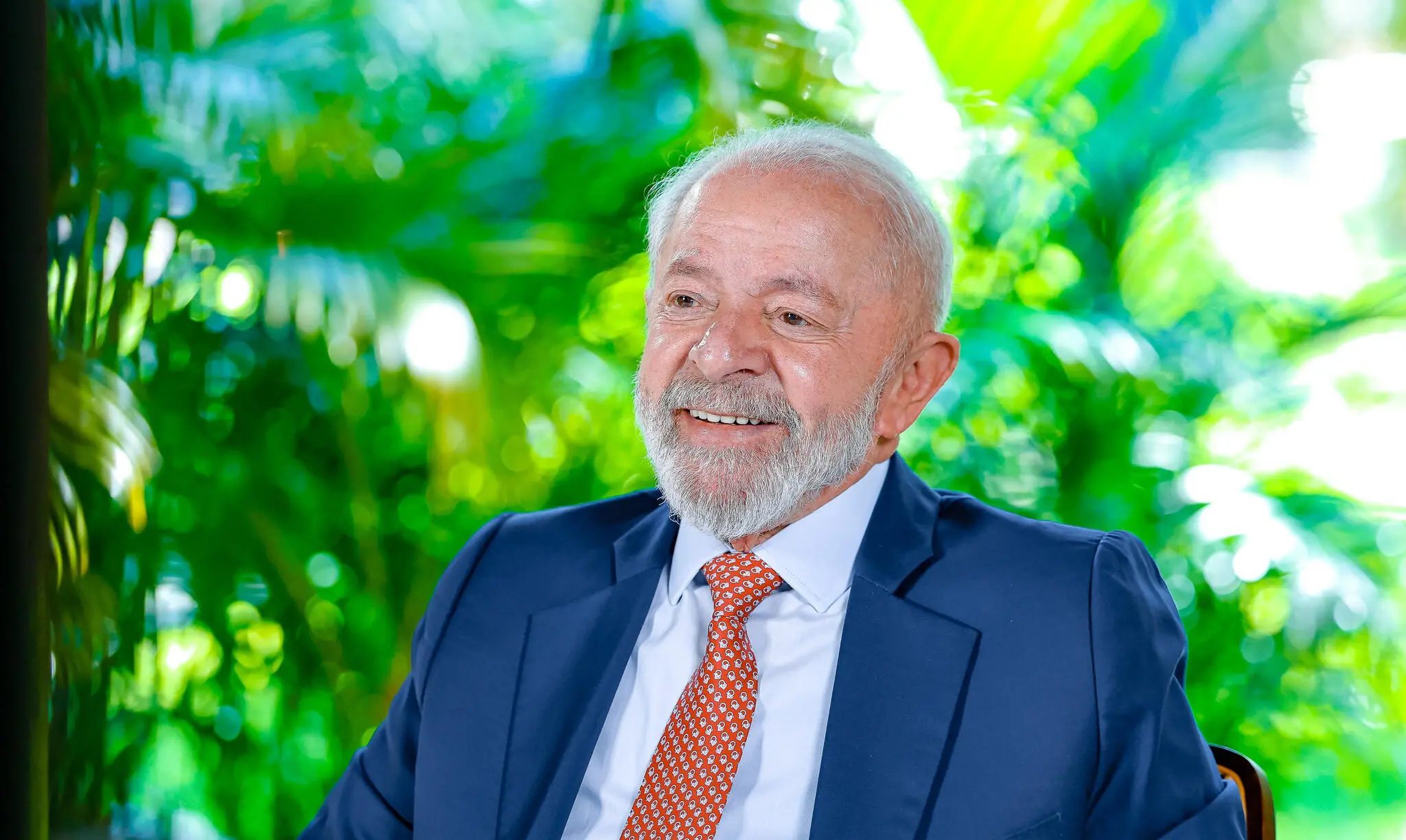 Imagem da notícia: Após publicar ameaças contra Lula, homem é alvo de operação da PF e passará a usar tornozeleira eletrônica