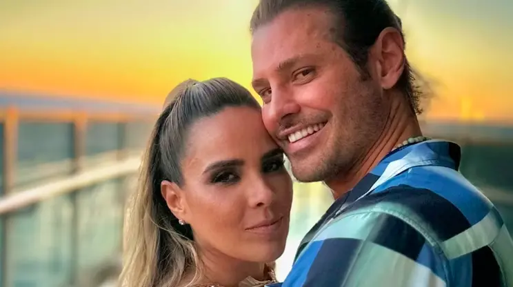 Imagem da notícia: Dado Dolabella busca objetos da casa de Wanessa Camargo em sacos de lixo, afirma colunista 