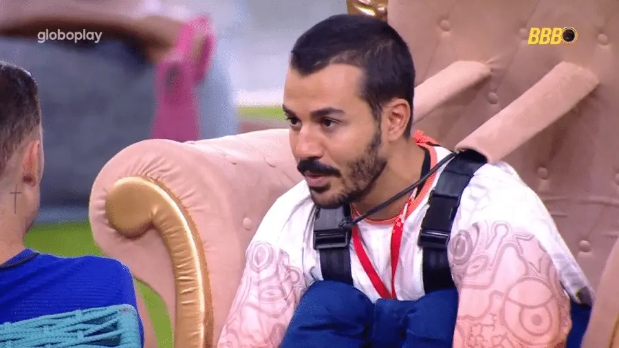 Imagem da notícia: Enquete BBB 25: parcial aponta saída de participante com mais de 60% dos votos