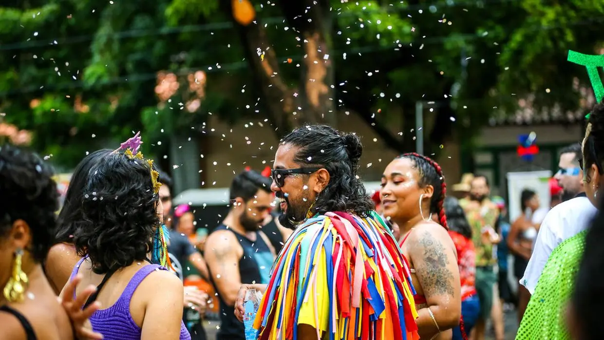 Imagem da notícia: Carnaval é feriado ou ponto facultativo? Saiba o que diz a legislação sobre a data