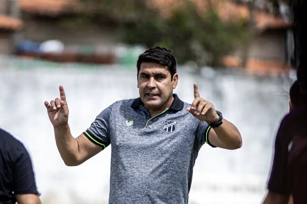 Imagem da notícia: Ceará apresenta elenco e comissão técnica do futebol feminino para a temporada 2025
