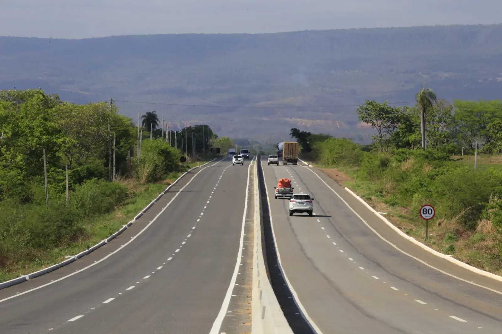 Rodovia estadual duplicada no Ceará