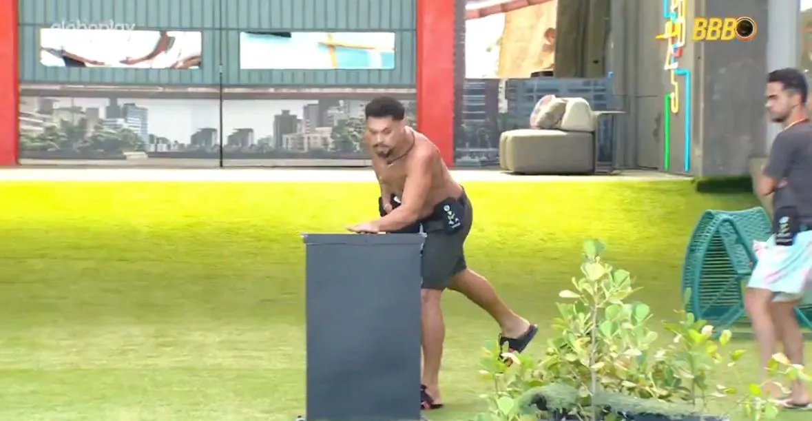 Vinícius apertou o botão secreto