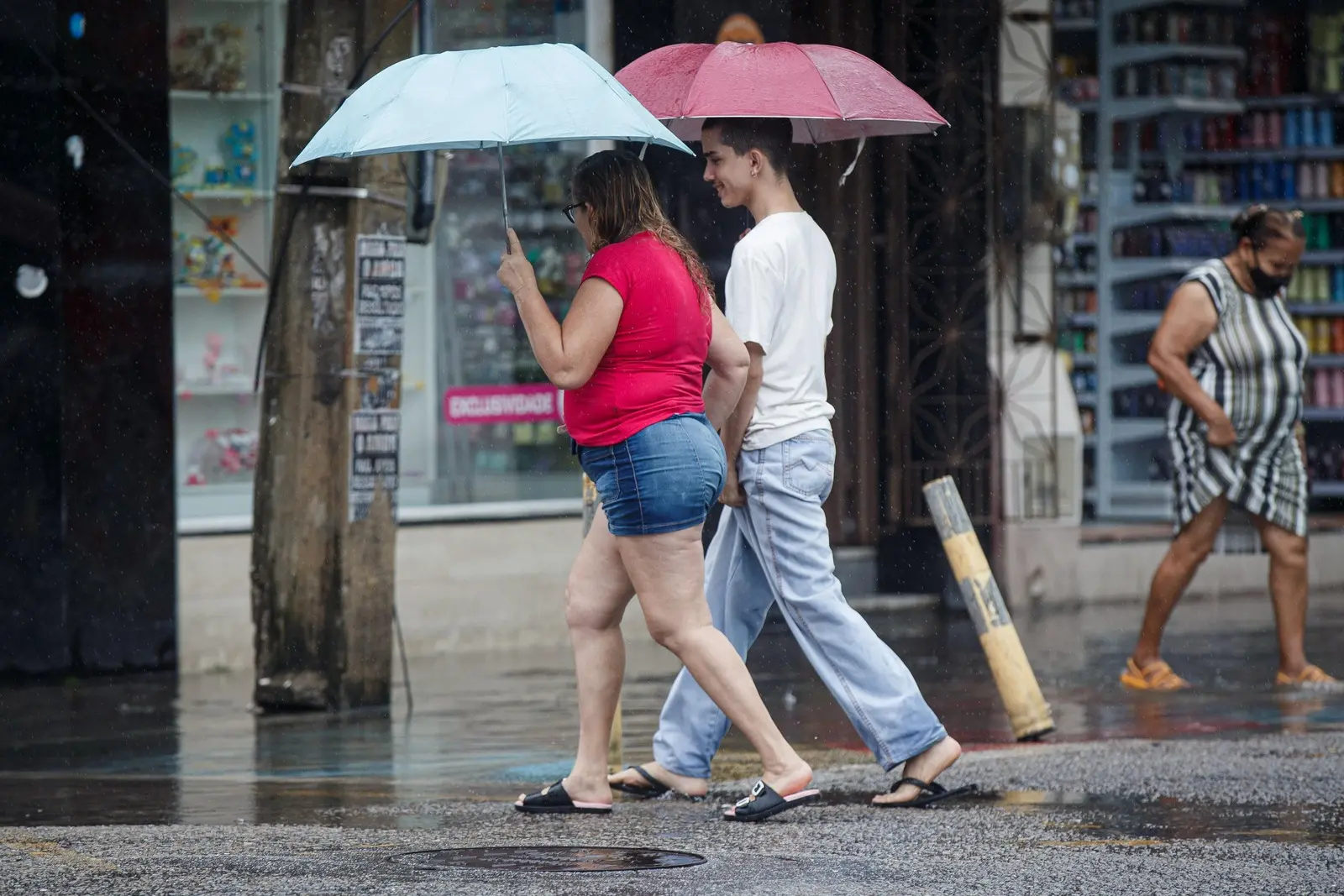 Imagem da notícia: Ceará tem dois avisos de ‘perigo potencial’ de chuvas intensas para 96 cidades; veja locais