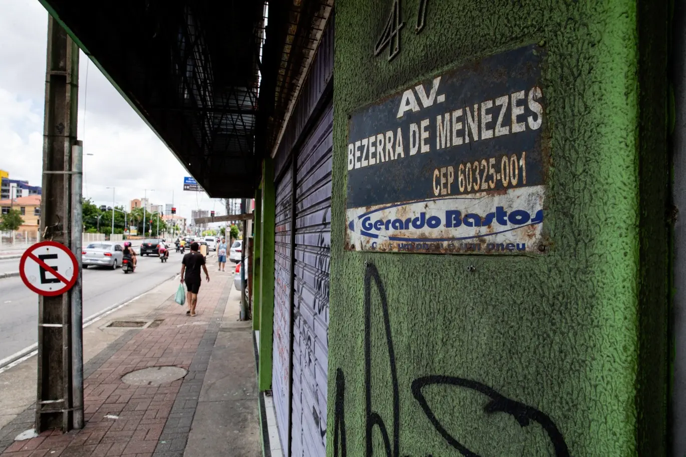 Imagem da notícia: Comércio da Avenida Bezerra de Menezes sofre com debandada de grandes marcas e declínio de lojas tradicionais
