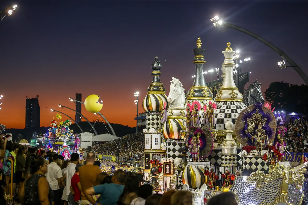 Imagem da notícia: Confira o enredo da escola de samba campeã do Carnaval de SP 2025