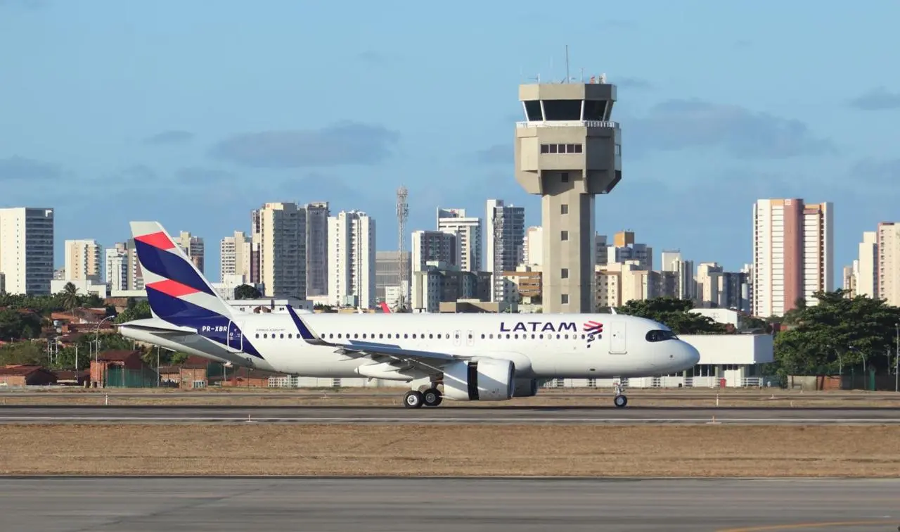 Imagem da notícia: Latam cobra R$ 3 mil nos novos voos entre Fortaleza e Juazeiro do Norte