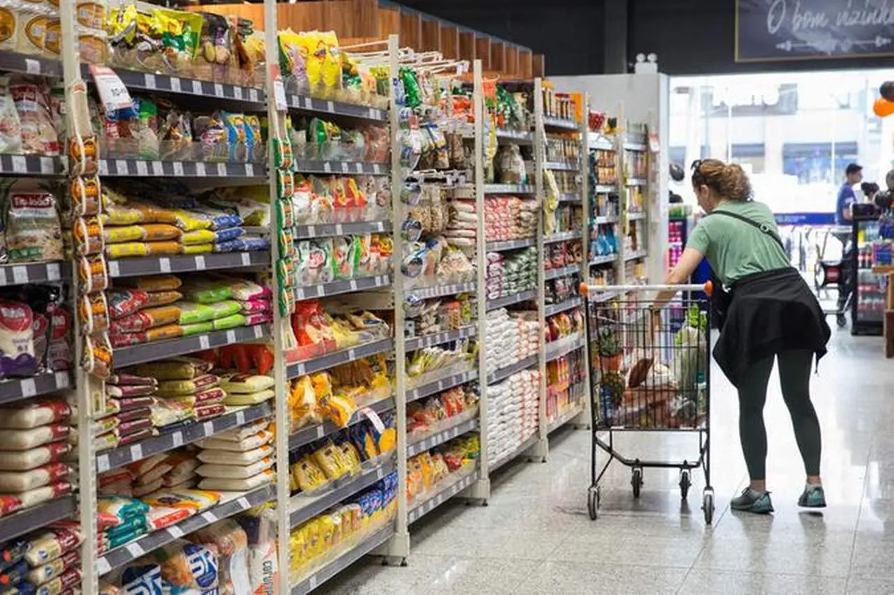 Imagem da notícia: Governo Federal anuncia medidas para conter alta do preço dos alimentos