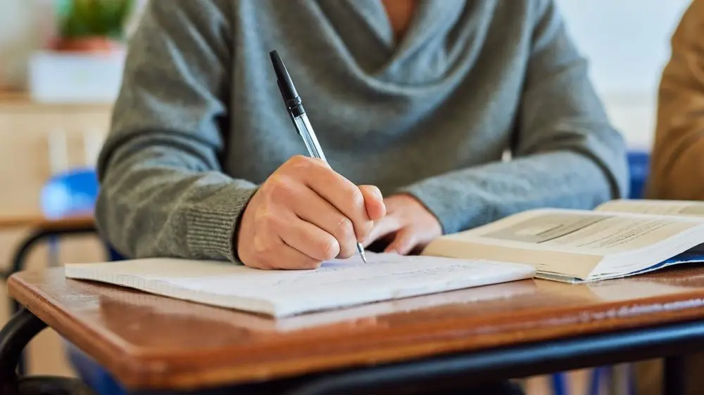 Imagem da notícia: Concurso Arce: inscrições para vagas com salários de até R$ 7 mil seguem até dia 26 de março