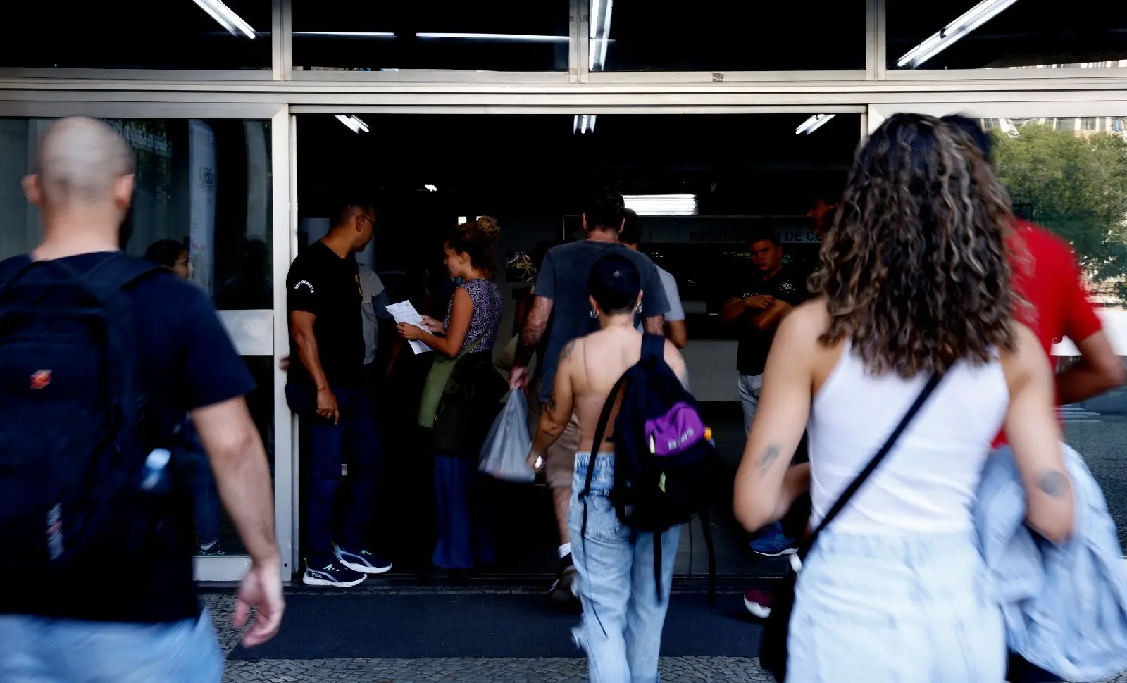 Imagem da notícia: Governo alerta para golpe e informa que inscrições para novo CNU ainda não começaram
