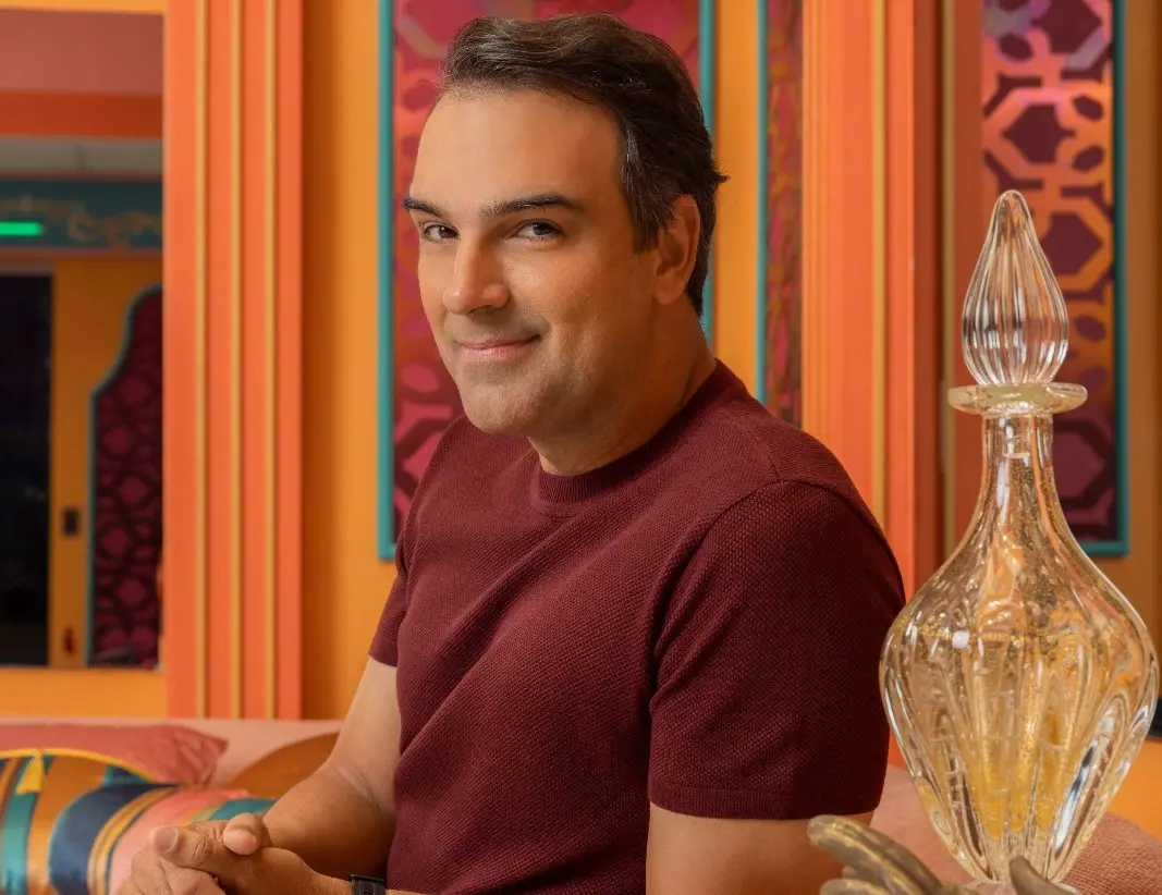 Imagem da notícia: Tadeu Schmidt anuncia a 'Vitrine do Seu Fifi' no BBB 25; entenda a dinâmica