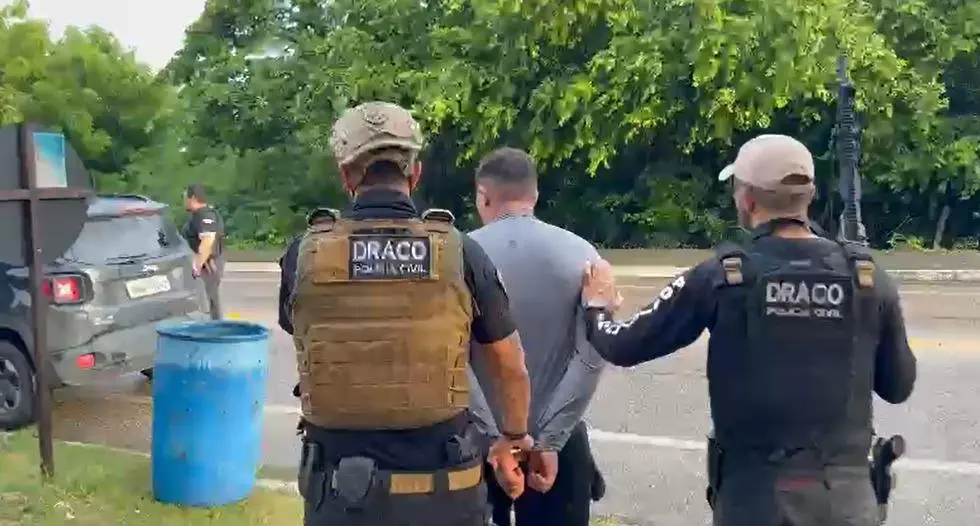 Imagem da notícia: Quem são os dois líderes da facção Comando Vermelho presos por ordenar ataques a provedores de internet no Ceará